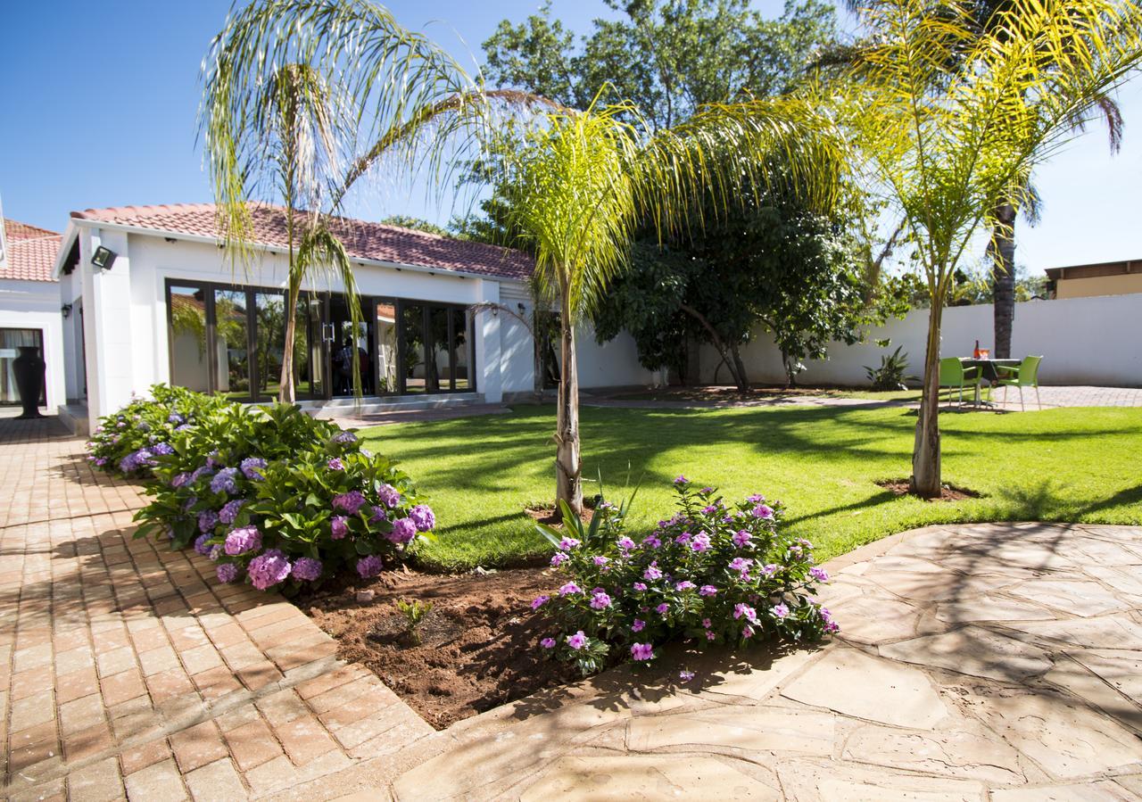 The Shamrock Hotel 波罗克瓦尼 外观 照片